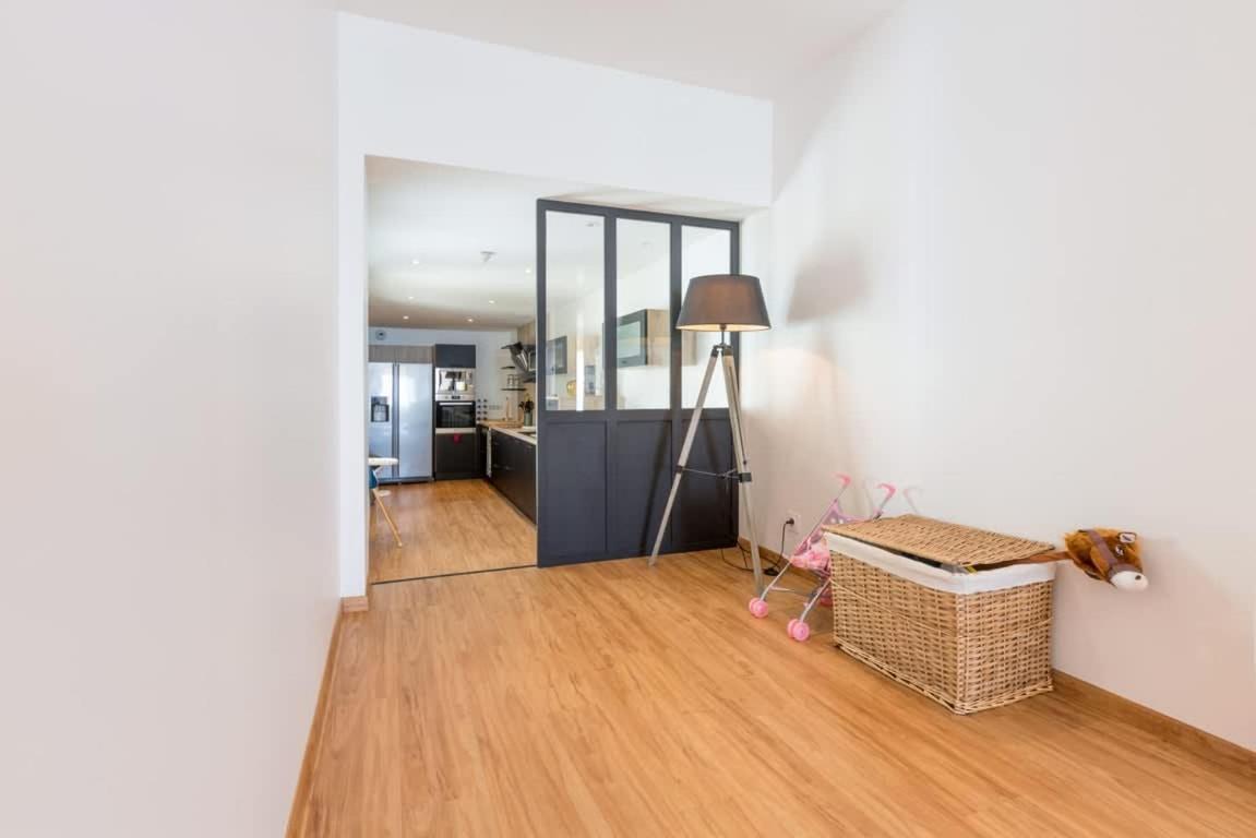 Les Pieds Dans L'Eau - Bel Appartement - Vue Mer Cancale Kültér fotó